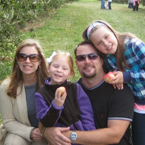 Meet your Posher, Kelly ben - Picture 1 of 1